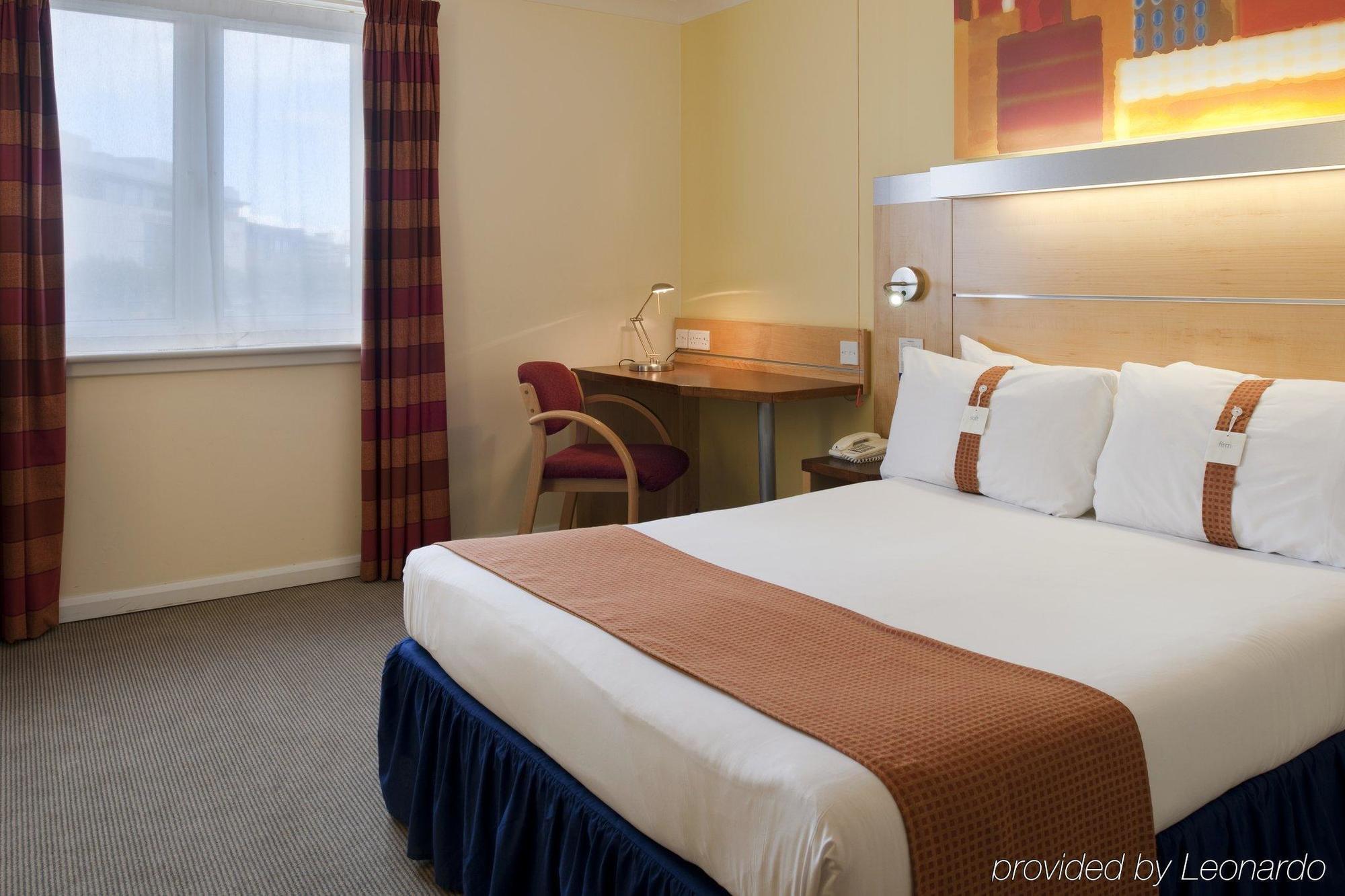 Holiday Inn Express Edinburgh - Leith Waterfront, An Ihg Hotel חדר תמונה